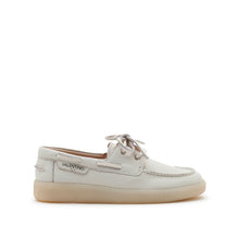 Load image into Gallery viewer, Mocassino Margot white Valentino by Mario Valentino, elegante e raffinato in pelle di vitello con suola in gomma bassa.