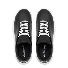 Carica l'immagine nel visualizzatore di Gallery, Sneaker VALENTINO Rey Black con VLogo black e suola spessa bianca a contrasto
