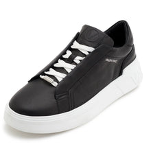 Carica l'immagine nel visualizzatore di Gallery, Sneaker VALENTINO Rey Black con VLogo black e suola spessa bianca a contrasto