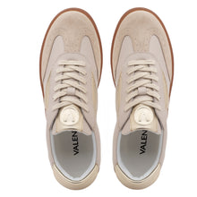 Load image into Gallery viewer, Vista superiore Sneaker Valentino Margot Beige e Oro, interni morbidi