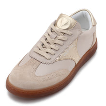 Load image into Gallery viewer, Sneaker Valentino Margot Beige e Oro in pelle con inserti metallici dorati