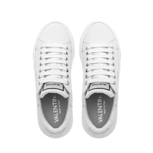 Carica l&#39;immagine nel visualizzatore di Gallery, VALENTINO Sneaker STUNNY Total White Vlogo