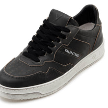 Carica l&#39;immagine nel visualizzatore di Gallery, VALENTINO sneaker Apollo scratch style black