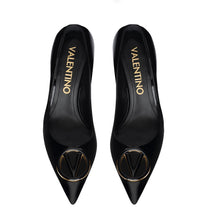 Carica l'immagine nel visualizzatore di Gallery, VALENTINO Décolleté V-Logo Black - Valentino by Mario Valentino