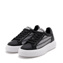 Load image into Gallery viewer, VALENTINO Sneakers Lace-Up in white and black calf