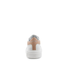Carica l&#39;immagine nel visualizzatore di Gallery, VALENTINO Sneaker STUNNY White/Nude Vlogo