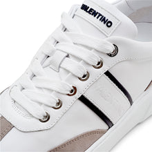Carica l&#39;immagine nel visualizzatore di Gallery, VALENTINO Sneaker STUNNY bianco logo a fascia