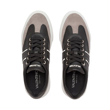 Carica l&#39;immagine nel visualizzatore di Gallery, VALENTINO Sneaker STUNNY nero logo a fascia