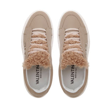 Load image into Gallery viewer, VALENTINO Sneaker Venus fluffy Taupe