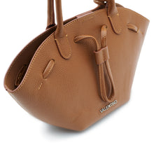 Carica l'immagine nel visualizzatore di Gallery, VALENTINO Borsa a Mano Soft Cuoio - Mini - vista laterale con focus sull'intera borsa e sui lacci di chiusura