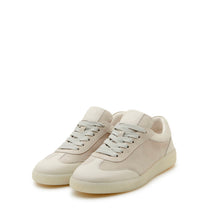 Load image into Gallery viewer, Sneaker VALENTINO Margot in crosta beige con dettagli neutri e suola in gomma bassa
