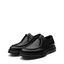 Carica l'immagine nel visualizzatore di Gallery, Polacchino Valentino Flat Black in pelle di vitello con suola in gomma e design essenziale Made in Italy