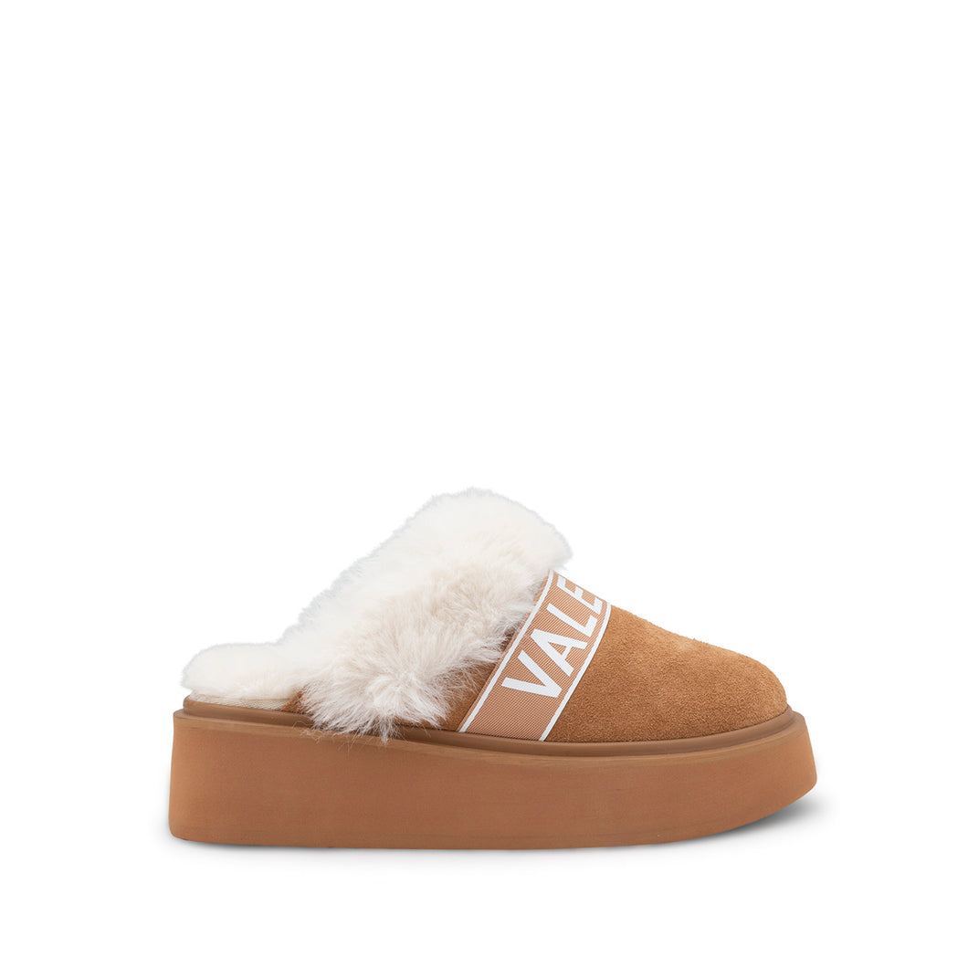 Ciabatta Valentino Kira Cuoio in materiale effetto pelle con fascia logata e suola leggera