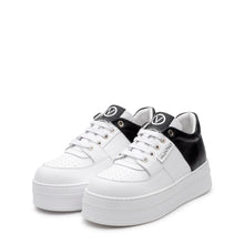 Carica l&#39;immagine nel visualizzatore di Gallery, VALENTINO sneaker Isabel White/Black