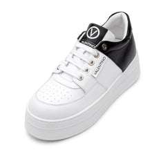 Carica l&#39;immagine nel visualizzatore di Gallery, VALENTINO sneaker Isabel White/Black